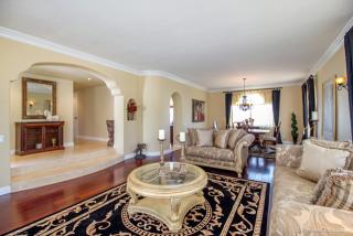 1696 Baja Vista Dr, Fallbrook, CA 92028-9118