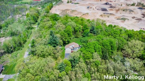 4480 Coit Ave, Grand Rapids MI 49525-1110 exterior