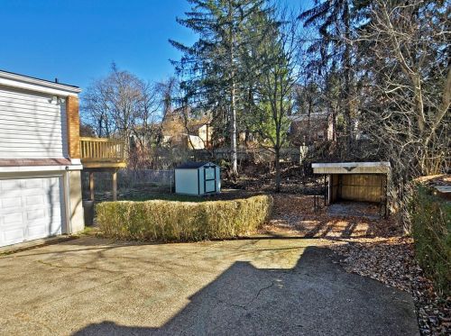 409 Beulah Rd, Pittsburgh PA 15235-4201 exterior