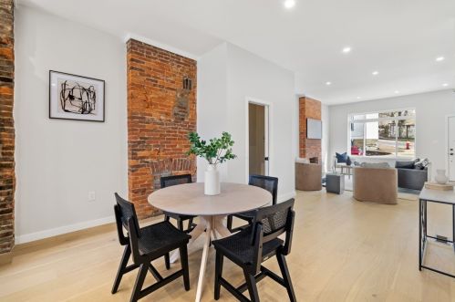 5105 Holmes St, Pittsburgh PA  15201-2433 exterior