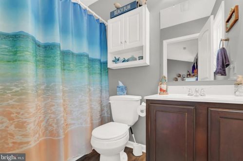 134 Overlook Dr, Hanover PA  17331-9136 exterior