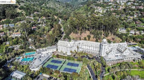 7351 Claremont Ave, Berkeley CA 94705-1422 exterior