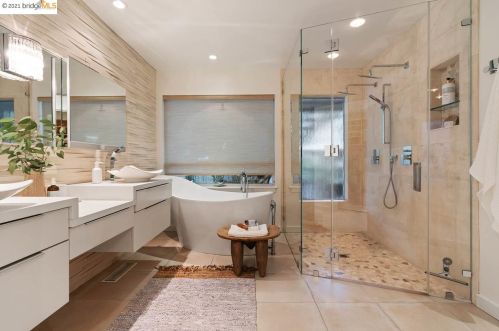 6 Dorothy Pl, Berkeley CA 94705-1613 exterior