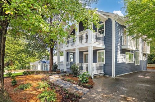 680 Holmes St, Atlanta GA  30318-7626 exterior