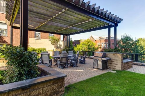 833 15th Pl, Chicago IL  60608-1502 exterior