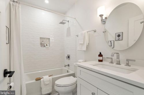 4316 2nd St, Washington DC  20011-7434 exterior