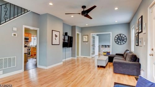 59 Mountainview Ave, Nutley NJ 07110-2233 exterior