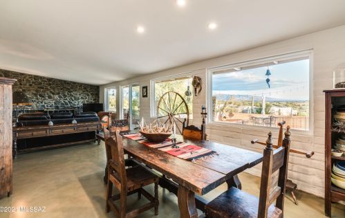 4150 La Cadena, Tucson AZ 85718-6148 exterior