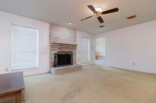 16818 Capewood Dr, Humble TX 77396-4041 exterior