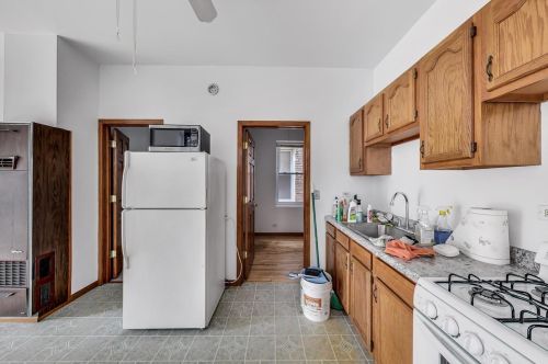 3402 Aberdeen St, Chicago IL 60620-3413 exterior