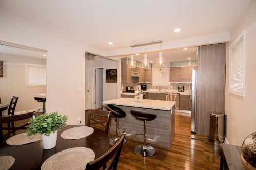 8033 State St, Chicago IL 60827-2003 exterior