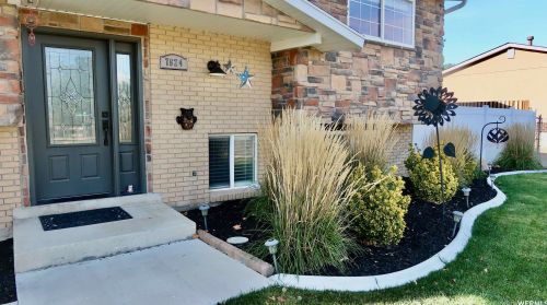 7624 2550, Taylorsville UT 84084-3865 exterior