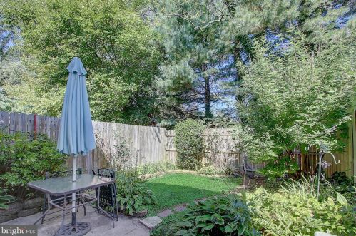 426 Ellwell Ct, Glen Burnie MD 21061-6148 exterior