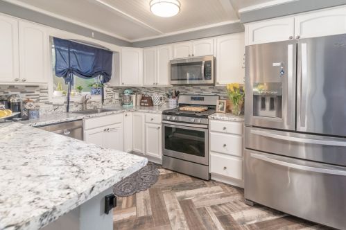 5160 Curry Rd, Pittsburgh PA 15236-2541 exterior