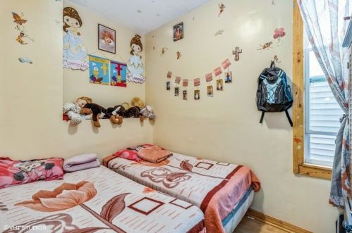 1622 Western Ave, Chicago IL  60647-5322 exterior