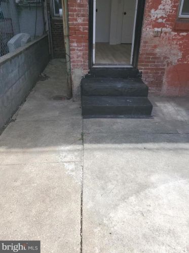 3416 Marshall St, Philadelphia PA 19140-5534 exterior