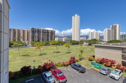 3230 Ala Ilima St, Honolulu HI  96818-2941 exterior