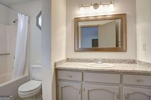 4206 Stillwater Dr, Duluth GA 30096-5596 exterior