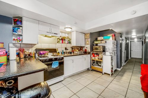 3441 Kenton Ave, Chicago IL 60652-2008 exterior