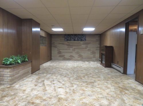 4211 Dodge St, Duluth MN 55804-1448 exterior