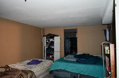 12 Adamson Ave, Norwalk CT 06854-4602 exterior