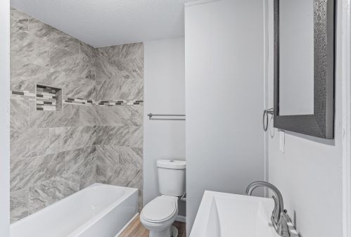 675 Desoto St, Saint Paul MN 55117-1164 exterior