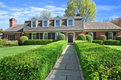 7 Deer Ln, Greenwich, CT 06830-3802