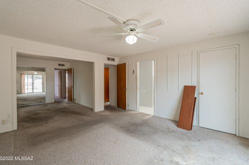 9151 Deer Trl Cir, Tucson AZ 85710-8034 exterior