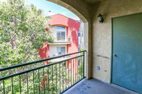 3820 Elijah Ct, San Diego CA  92130-6018 exterior