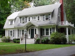101 Avalon Rd, Newton, MA 02468-1611