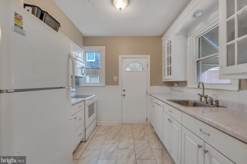 826 Knorr St, Philadelphia PA  19111-4826 exterior