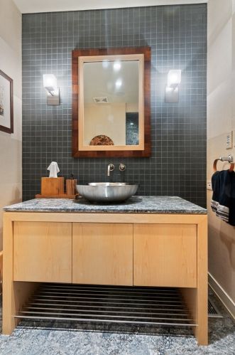 6461 Longmeadow Ave, Chicago IL 60712-3205 exterior