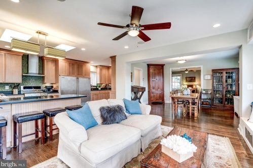 3240 Livingston St, Washington DC 20015-1756 exterior