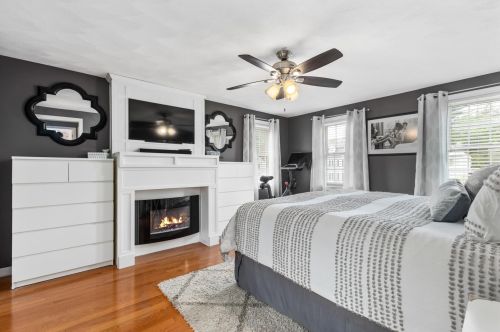 22 Greenleaf Dr, Seabrook NH 03874-4045 exterior