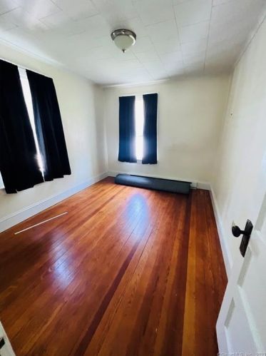 19 Franklin St, Killingly CT 06239-3506 exterior