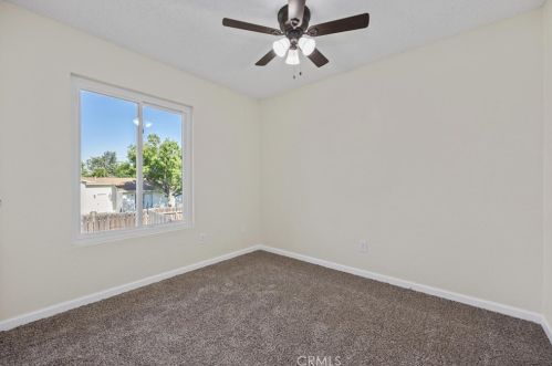 5804 Cedar Gln Ln, Bakersfield CA 93313-3345 exterior