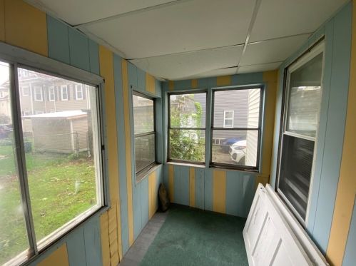 112 West St, Worcester MA 01609-2338 exterior