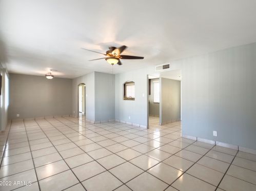 6212 Campbell Ave, Phoenix, AZ 85033-2813