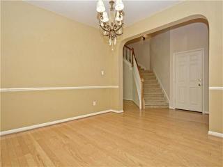 5901 Mesa Verde Cir, Austin TX  78749-4216 exterior