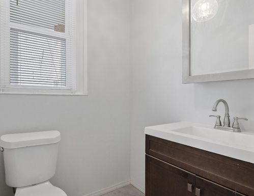 3825 California Ave, Pittsburgh PA 15212-1633 exterior