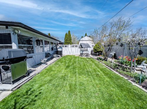 10733 Nordica Ave, Worth IL 60482-1442 exterior