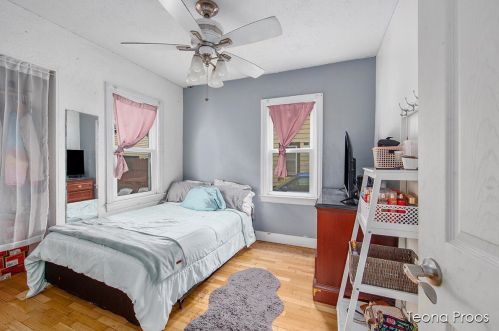 229 Holly St, Grand Rapids MI 49548-4270 exterior