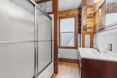 10 Amherst Ave, Pittsburgh PA 15229-1536 exterior