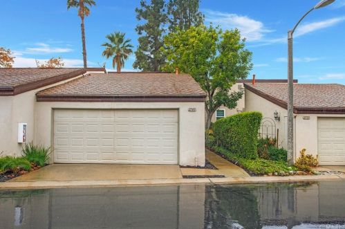 2749 Craig Cir, Fullerton CA 92835-2901 exterior