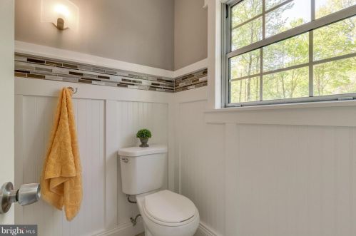 970 Bowie Shop Rd, Huntingtown MD 20639-9103 exterior