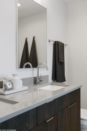 1802-A Diversey Pkwy, Chicago IL exterior