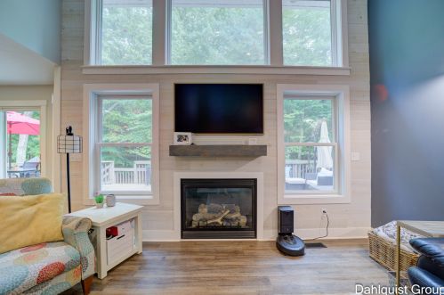 1626 Orshal Rd, Meskegon MI 49445-8804 exterior