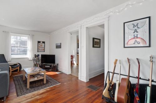 16 Kingsbury Pl, Saint Louis MO 63112-1825 exterior