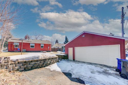 1673 Craig Pl, Saint Paul MN 55119-4232 exterior