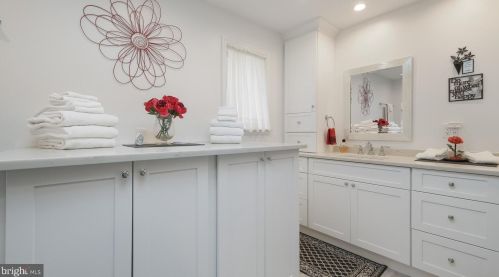 233 Painter Rd, Media PA 19063-4431 exterior